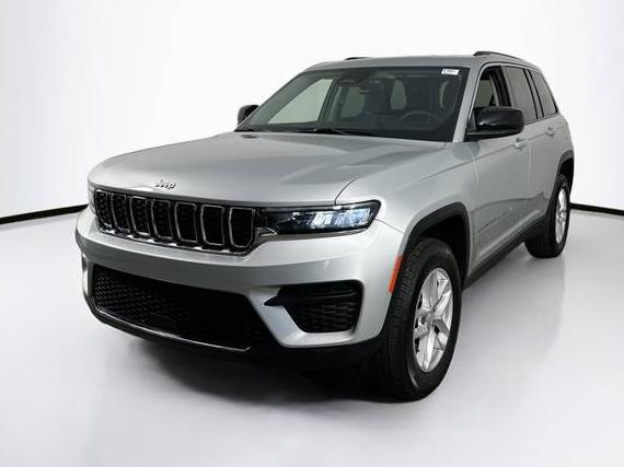 JEEP GRAND CHEROKEE 2024 1C4RJGAG2RC708013 image
